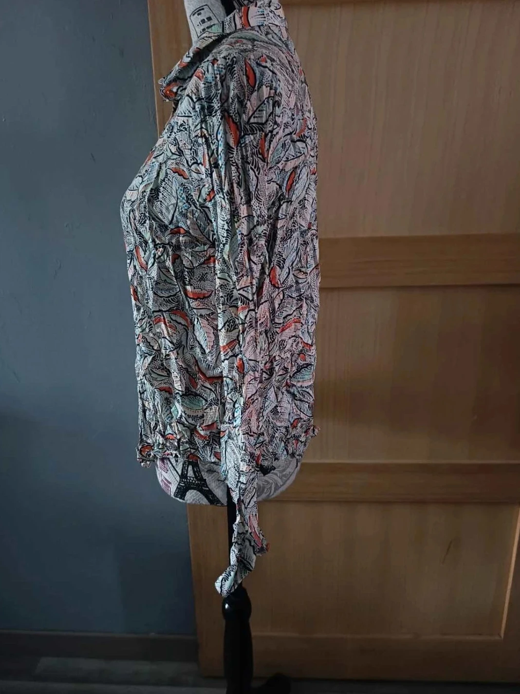 Camisa de mujer con hojas multicolores, rue Mazarine, T38 – photo 3
